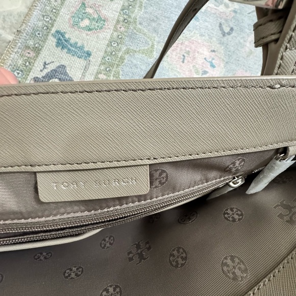 Tory Burch York Buckle Tote - Picture 9 of 10